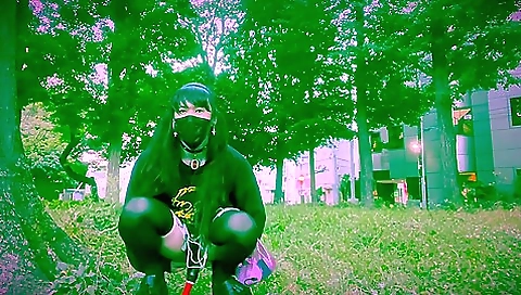 Transsexual babe with kinky fetish is playing with her own body