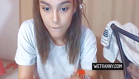 Big natural tits amateur tattooed woman makes out with her guy