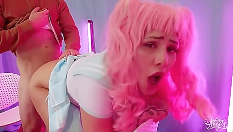 Isabella gomez fucks and fucks her ass in reverse porn